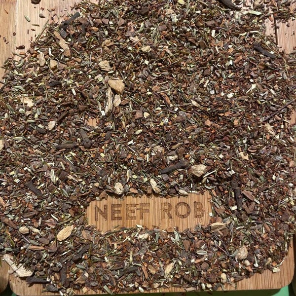 Spicy Rooibos chai met gember, peper, anijs enz.