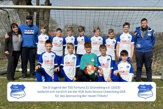 Neue Trikots für die D-Jugend – Dank an KUK Autoservice Löwenberg