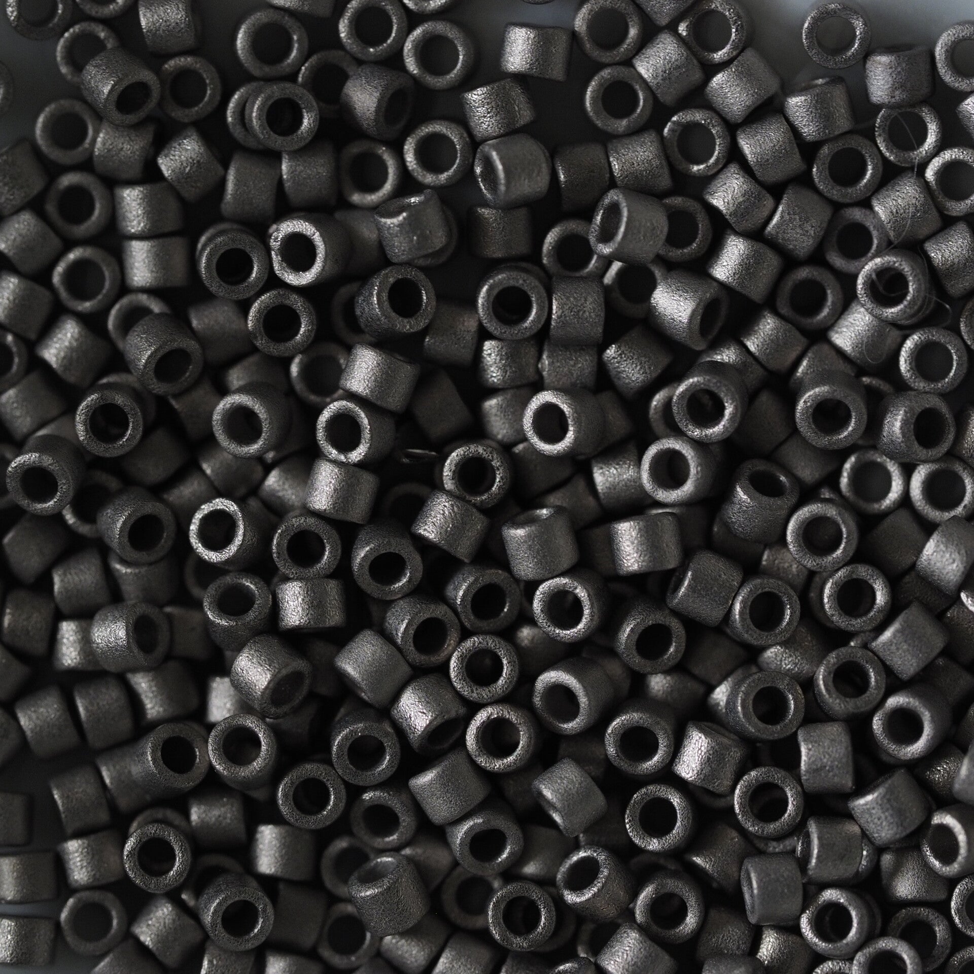 DB 0321 Metallic Silver Matted