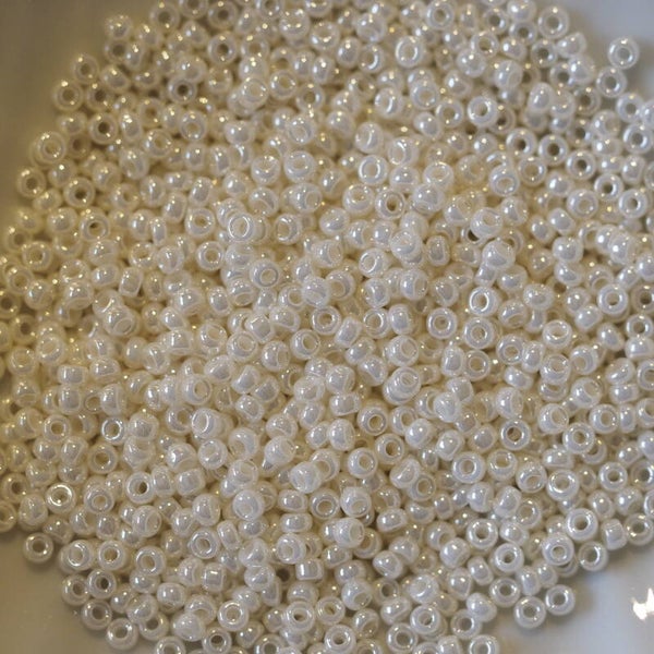 11/ 0592 antique yvory pearl ceylon