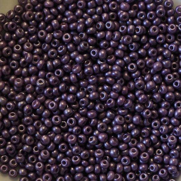 11/0-C2/23 Amethyst Mat Nacré