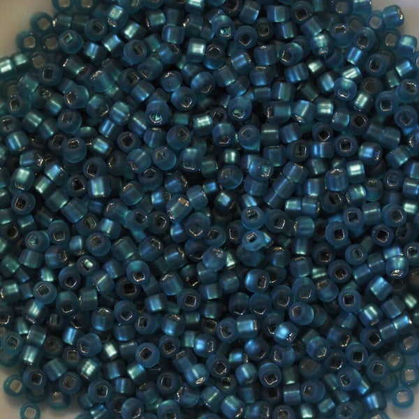 11/0-081M Turquoise Matte Silver-Lined