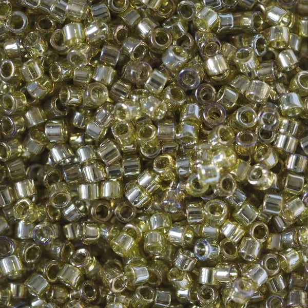 DB 0124 Transparent Golden Olive Luster