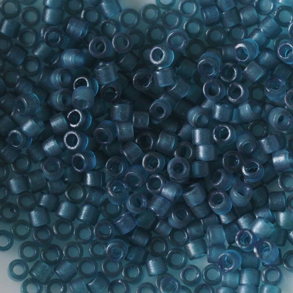 DB 0788 Dyed Transparent Blue Zircon Matted