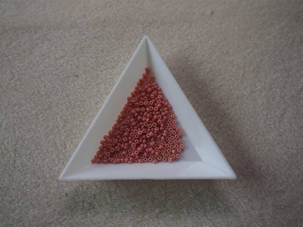 11/0-4464 Opaque Duracoat Light Watermelon