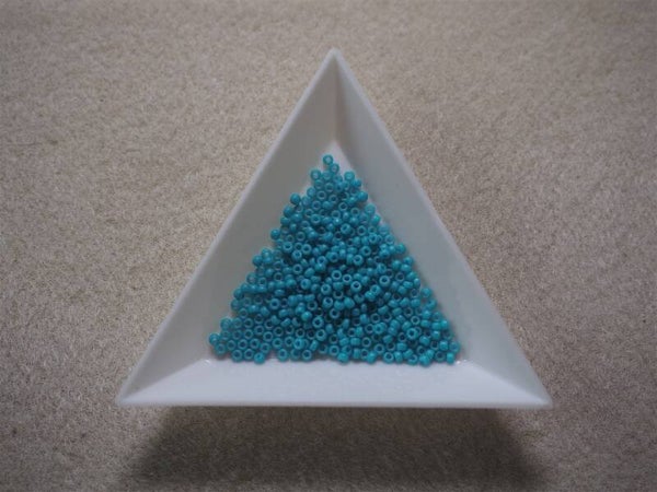 11/0-2050 Turquoise Vif