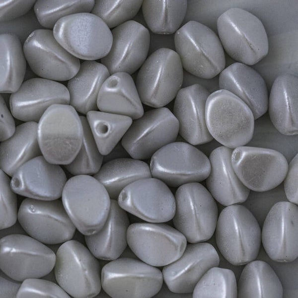 PB 02010/25001 pastel white