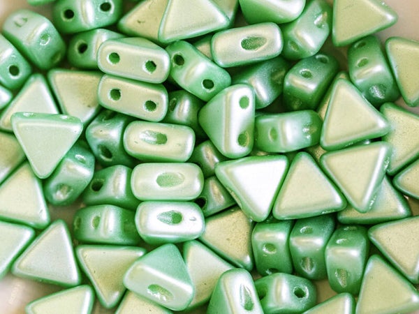 Khp02010-25025 pastel light green chrysolite