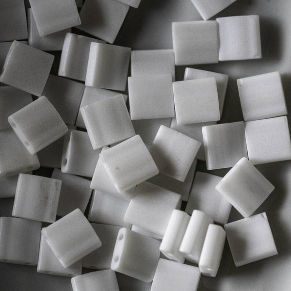 TL 402FR Whhite Opaque Matte