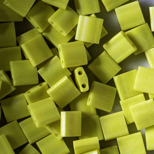 TL 404FR Matte Opaque Yellow AB