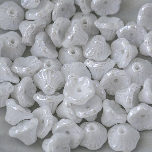 FC 00030-14400 chalk white shimmer