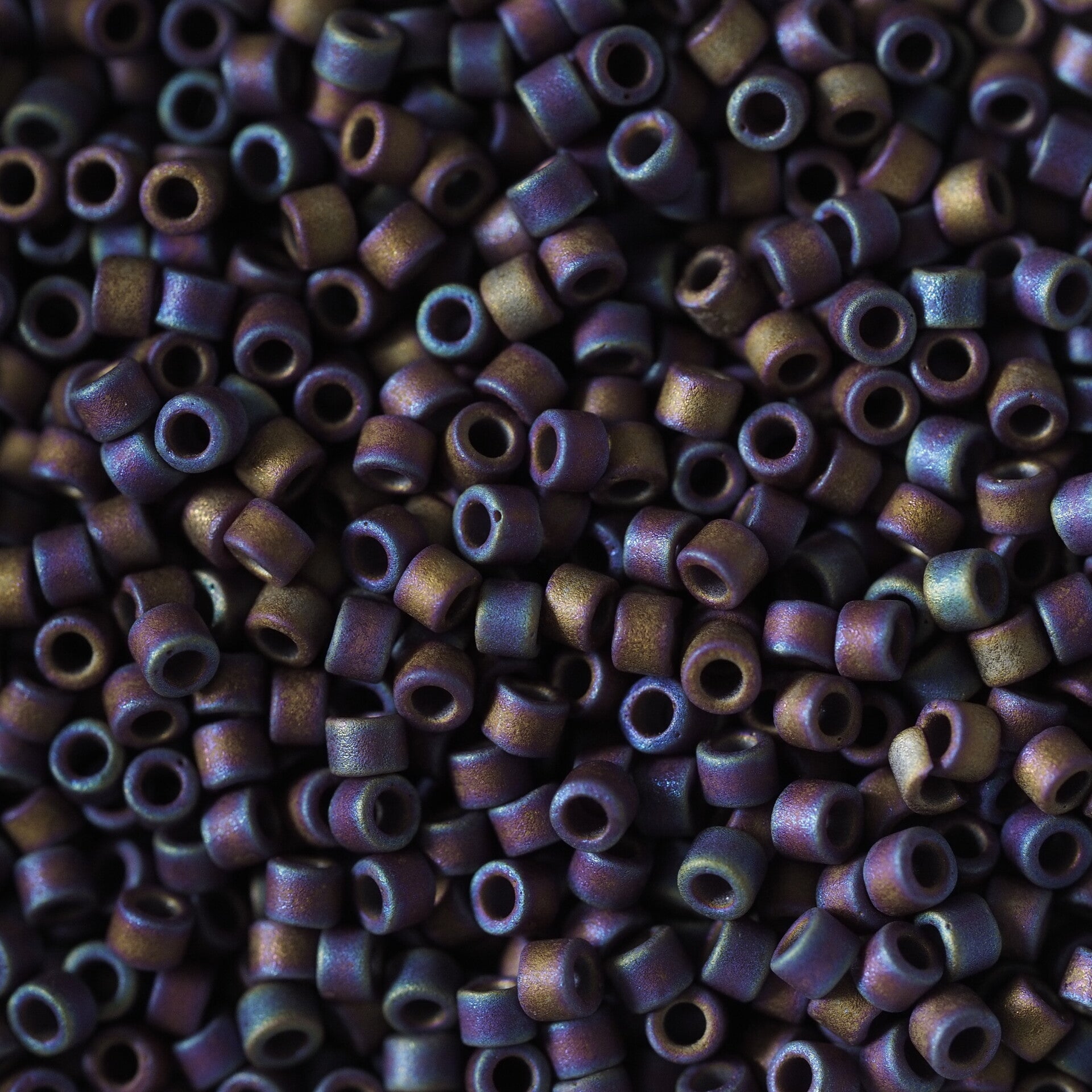 DB 0884 Matted Opaque Brown AB