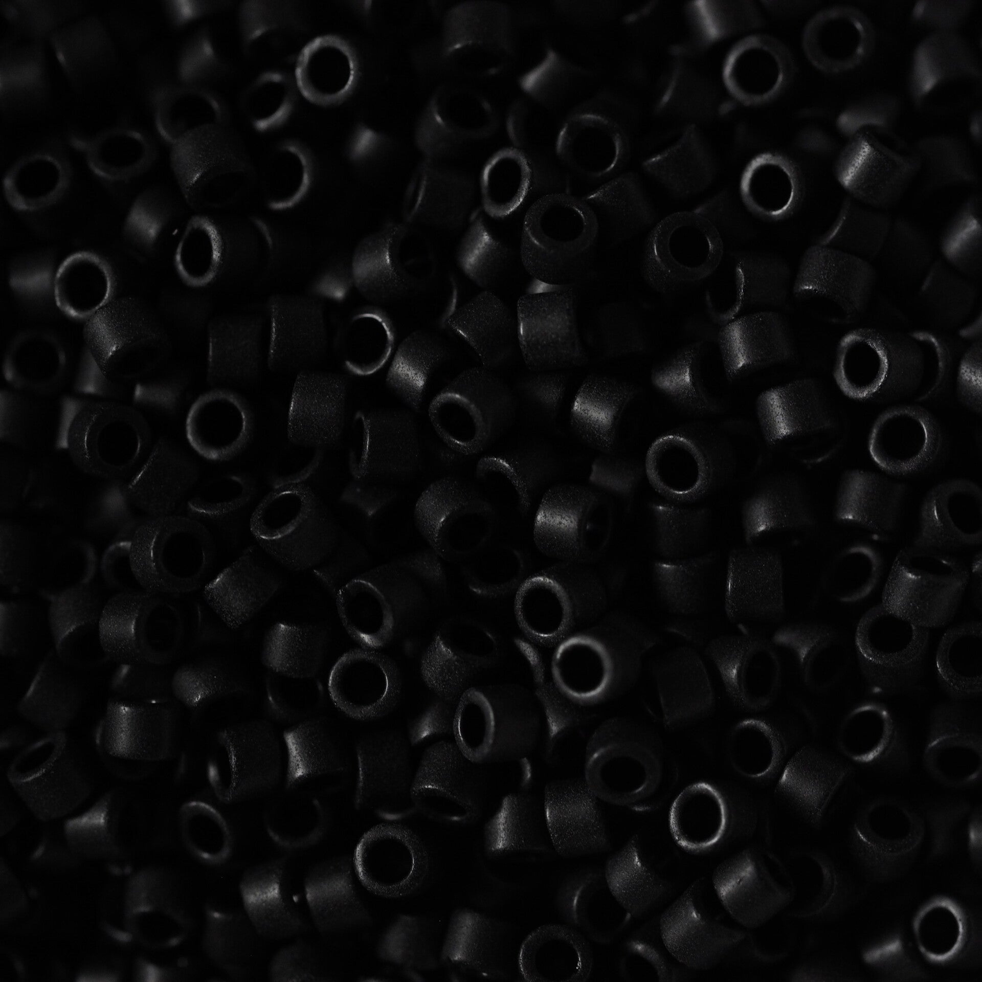 DB 0310 Black Matted