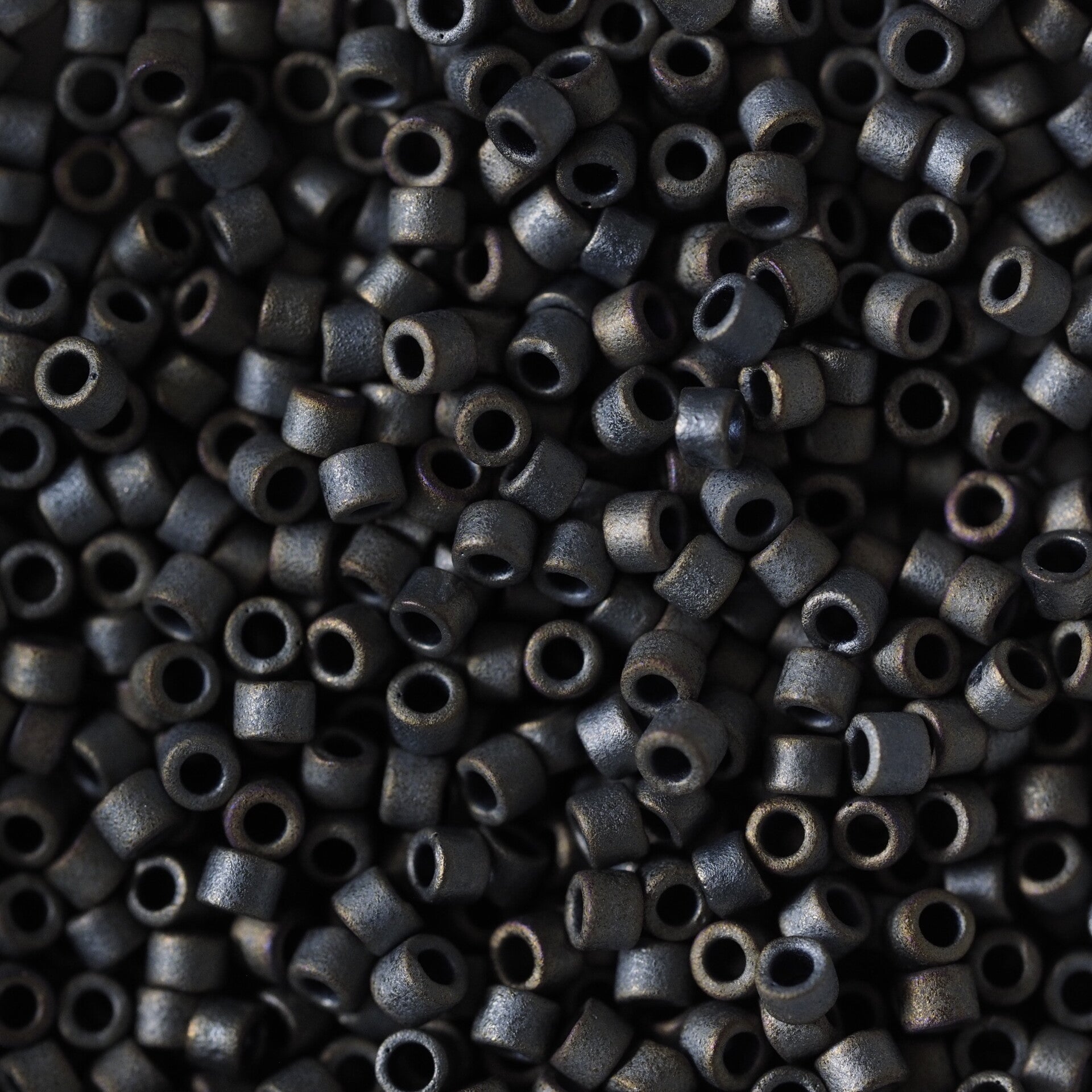 DB 0307 Metallic Silver Grey Matted