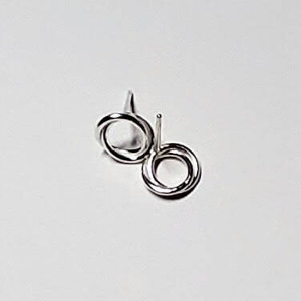 Silver double ring 8mm stud earrings