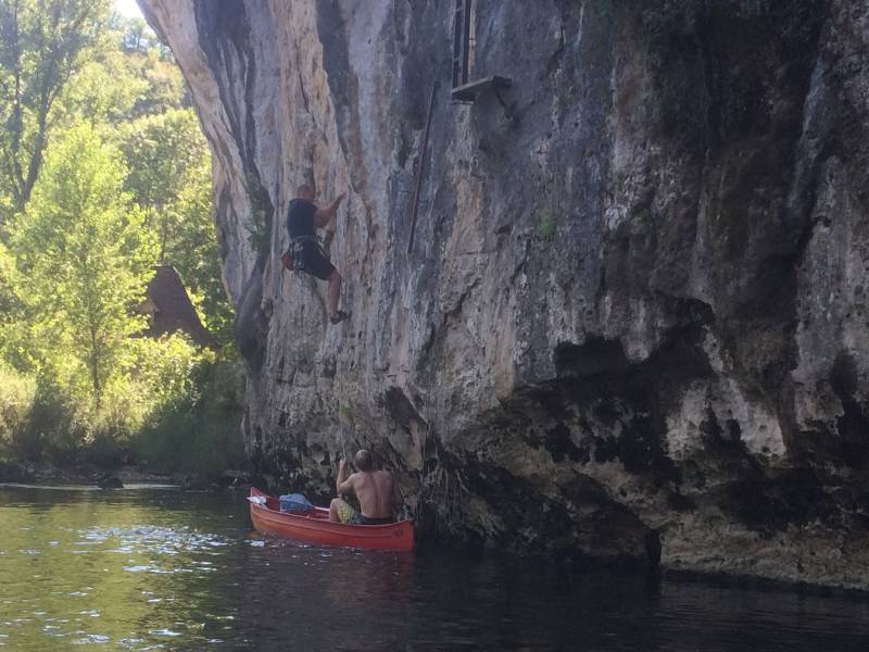 Rivier Celé Kanoën 