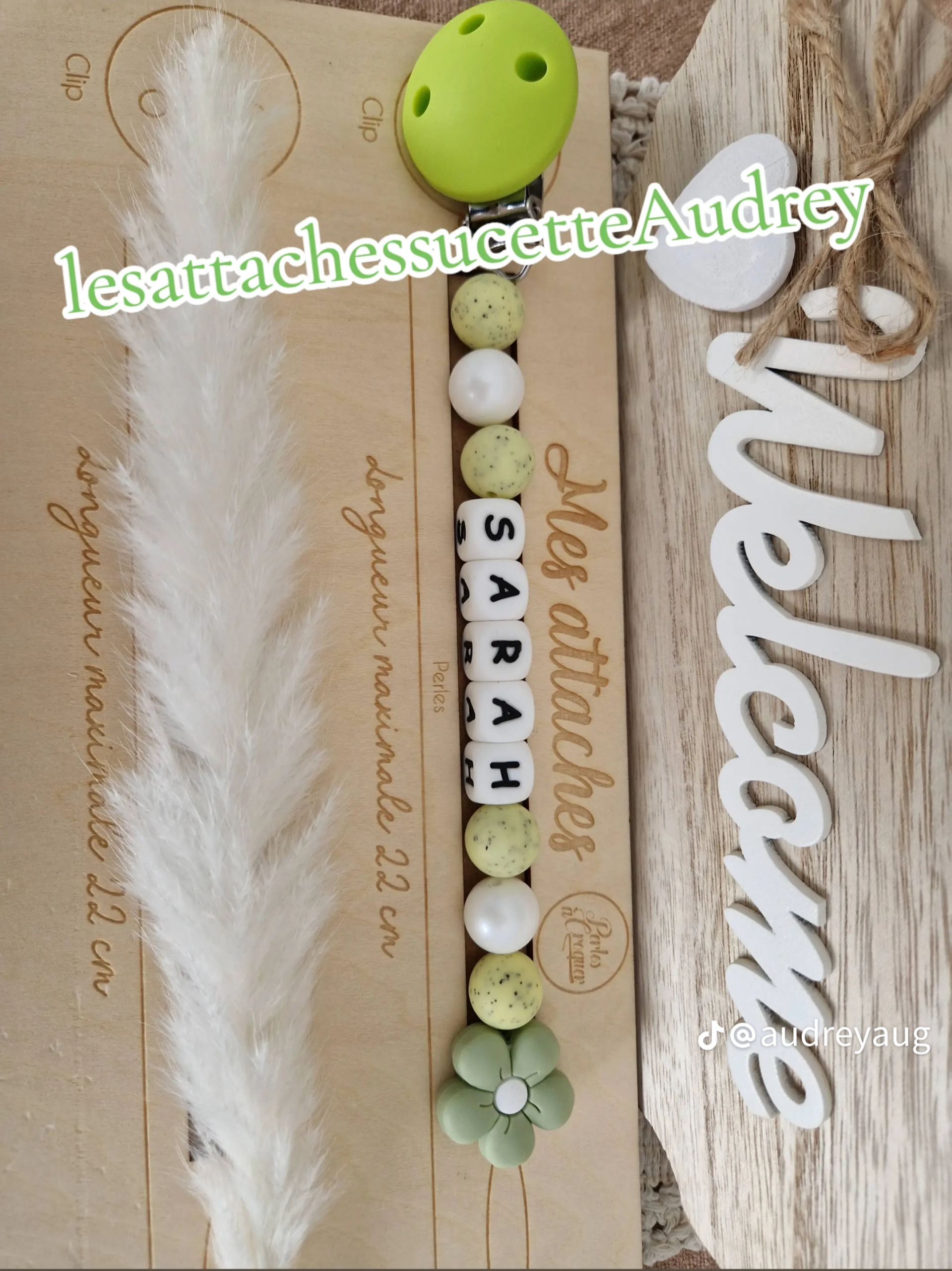 Attache Tétine personnalisé en silicone