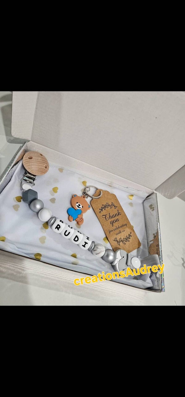 Attache Tétine personnalisé en silicone et bois