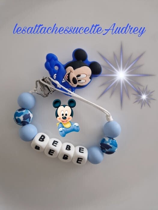 Attache tétine en silicone