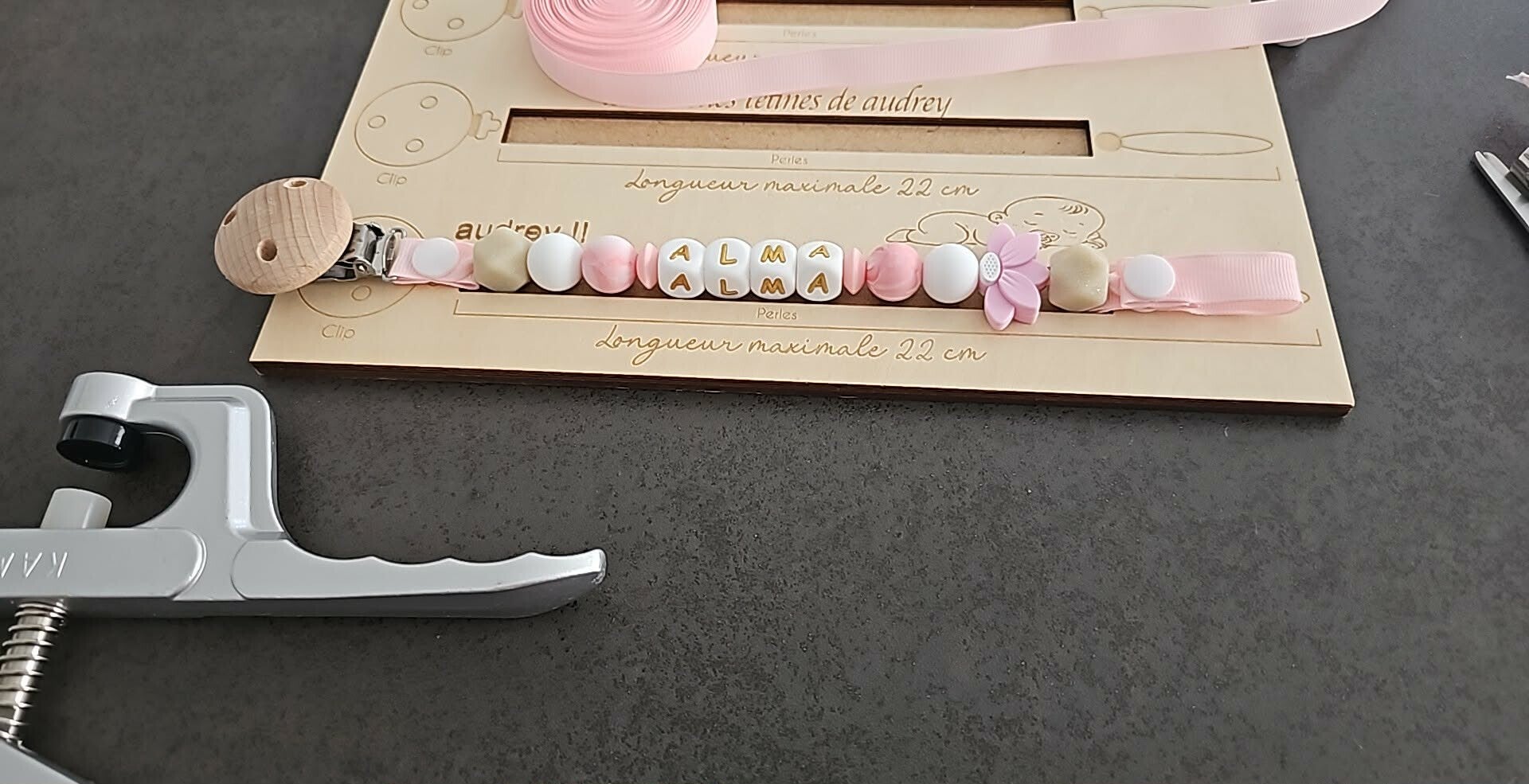 Attache Tétine personnalisé en silicone