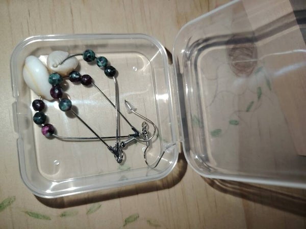 Bijoux- boucles d'oreilles - epidote - caurie