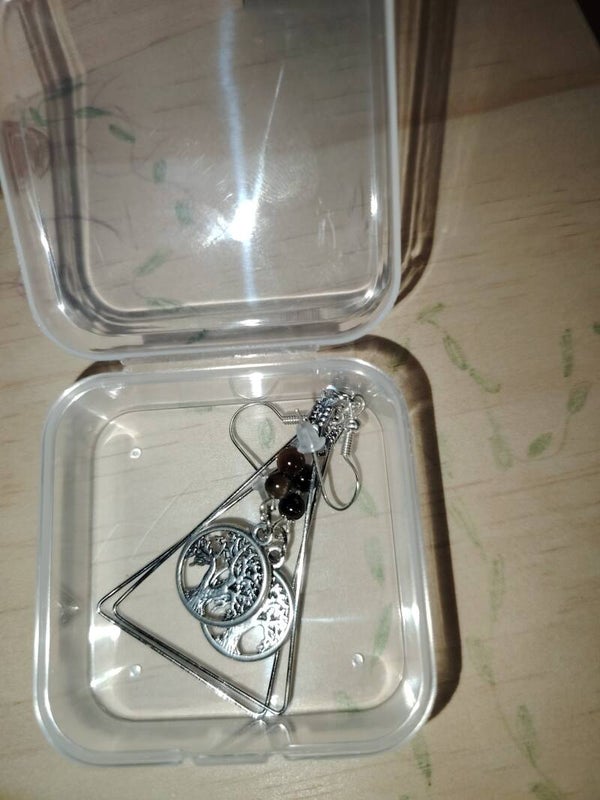 Bijoux - boucles d'oreilles -oeil du tigre / arbre de vie