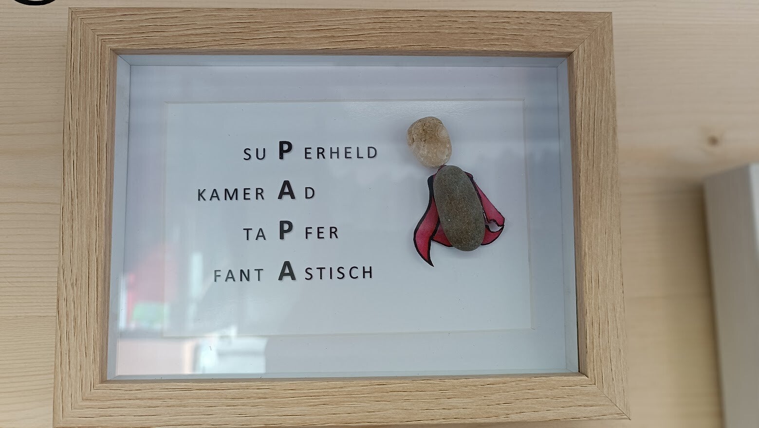 Steinbild "Papa Superheld"