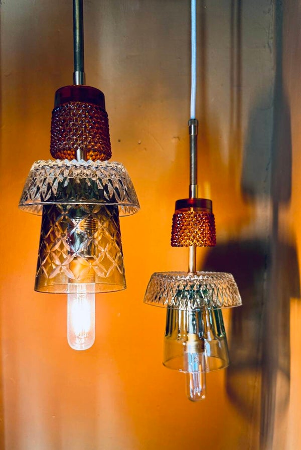 Hanglampen van gekleurd glas