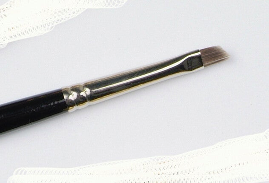 25019 Smile Line Pinsel schräg