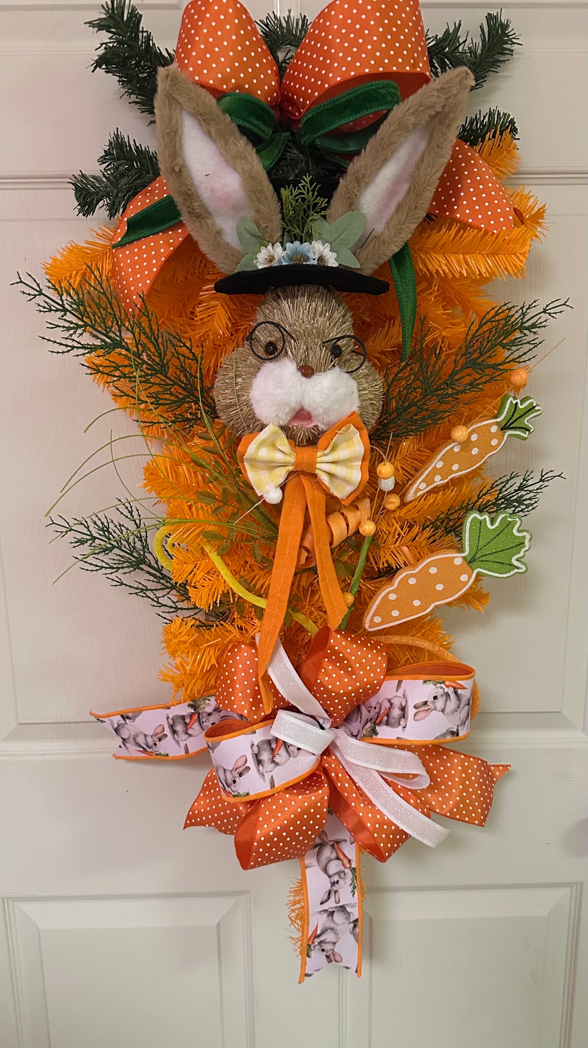 Easter Carrot Swag 36”