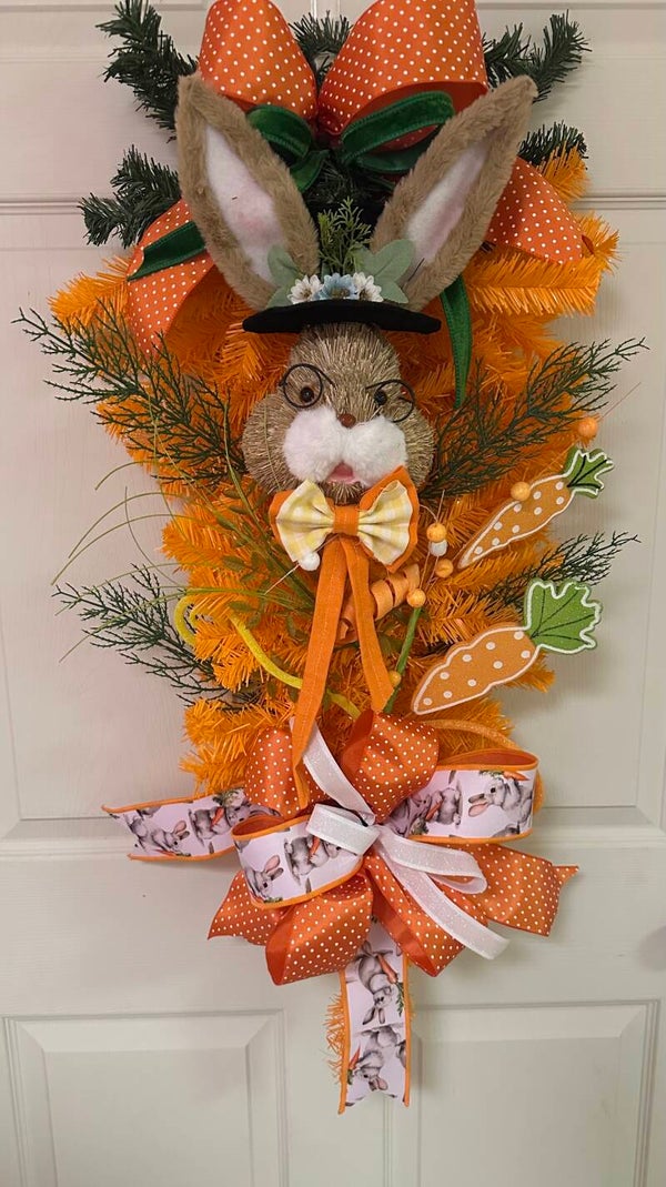 Easter Carrot Swag 36”