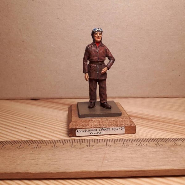 Spanish civil war republican pilot 1936-39