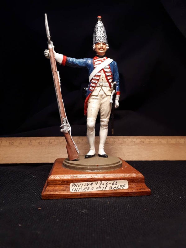 Prussia 90mm scale 1756-1762 Garde Infantry reg n°15