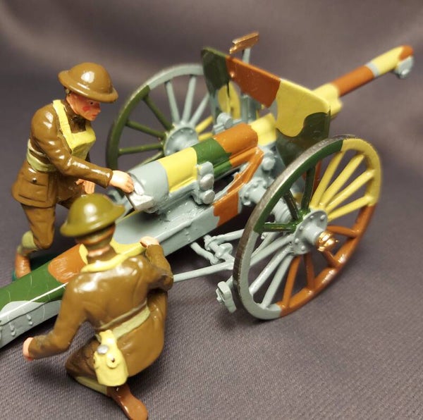 US Marines WW1 75mm French gun with crew