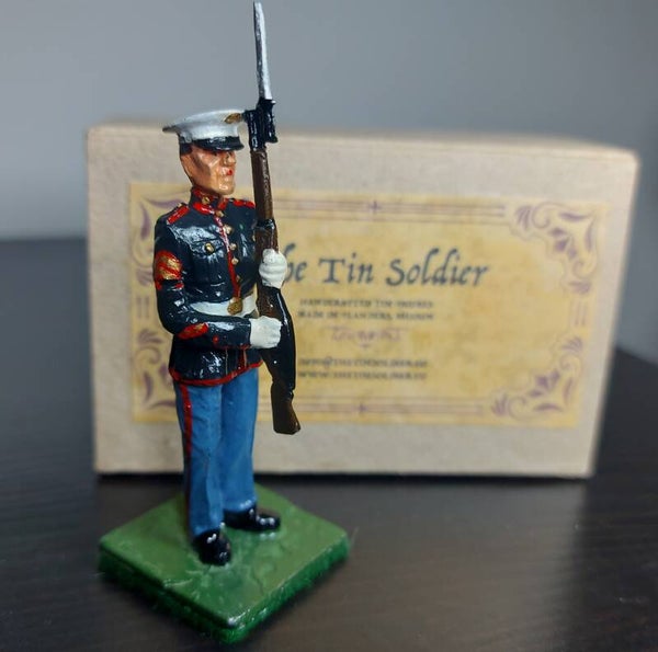 US Marine winter dress