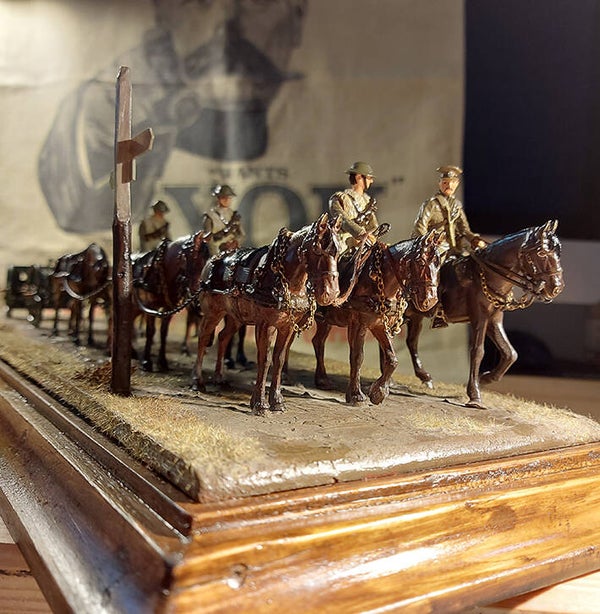 Diorama British WW1 Ypres salient, 13 pounder horse drawn 54mm