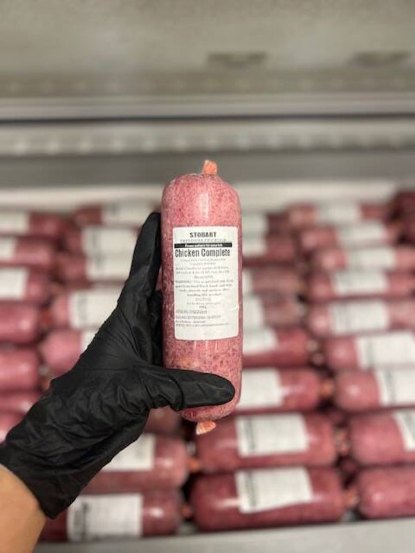 Stobart Chicken Complete 454g