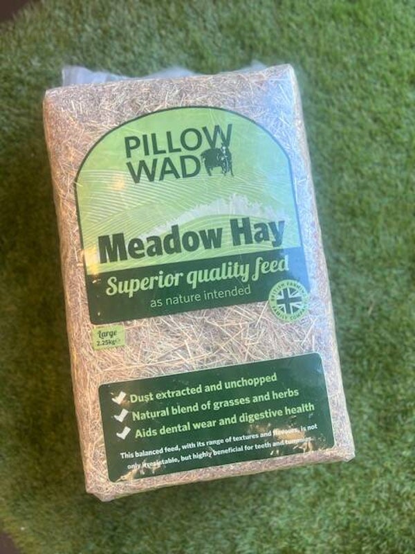 Pillow Wad Meadow Hay 2.25kg