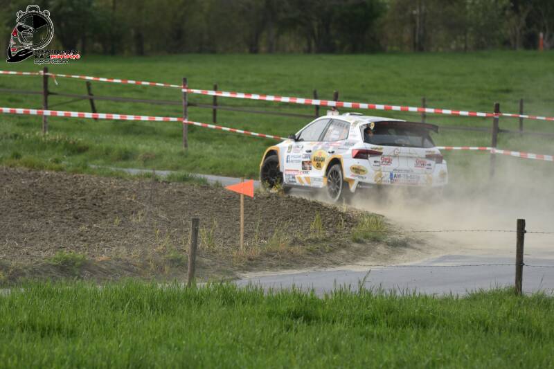 dsc_4990-standard-ulzty8.jpg