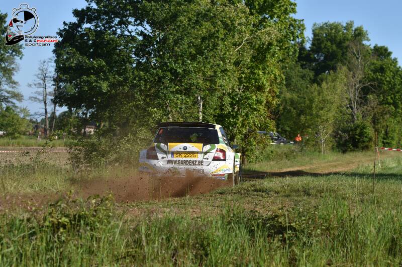 dsc_5886-standard.jpg