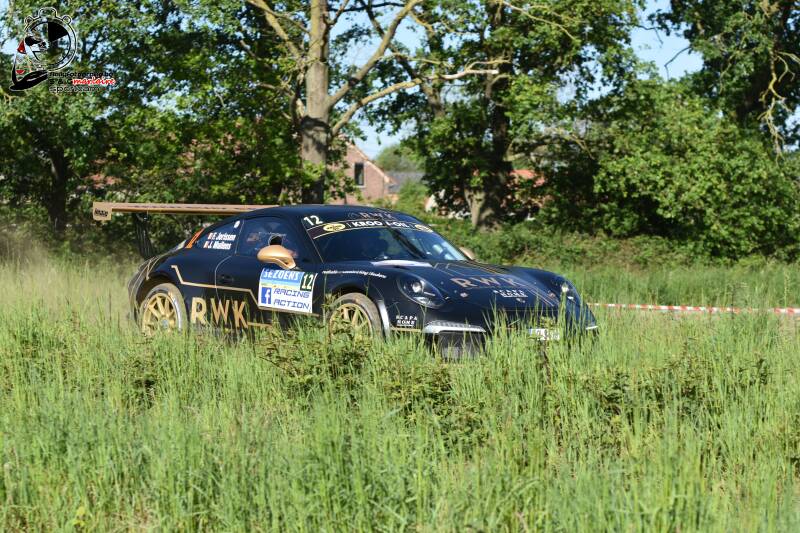 dsc_5932-standard.jpg