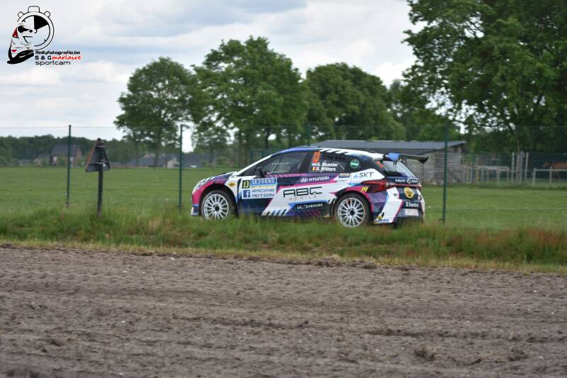 dsc_6505-standard.jpg
