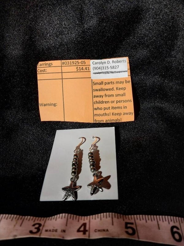 031925-05 Starfish Pierced Earrings