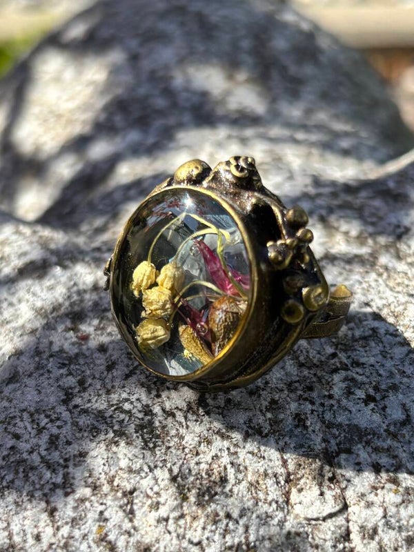 Blumenring mit echtem Maiglöckchen - Naturschmuck Unikat