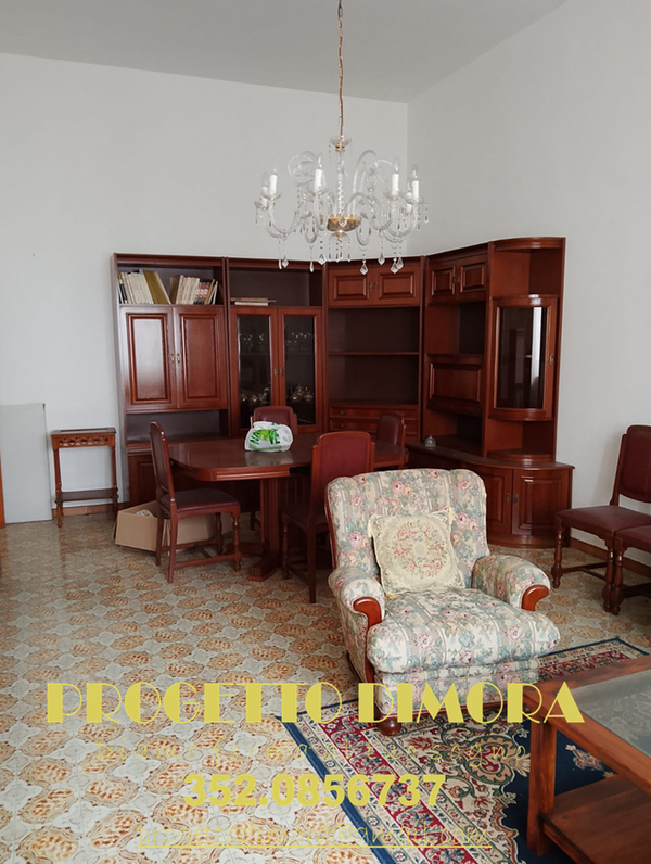 Appartamento piano terra novoli (Le) 170 mq