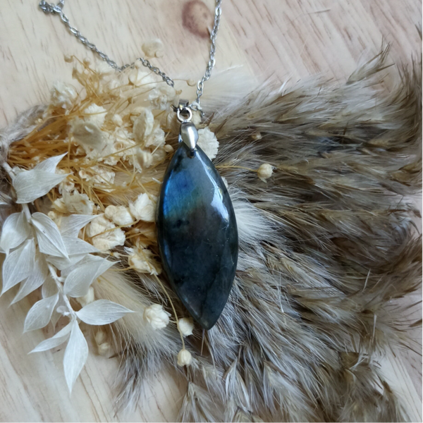 Pendentif " Éclat des Brumes " - Labradorite