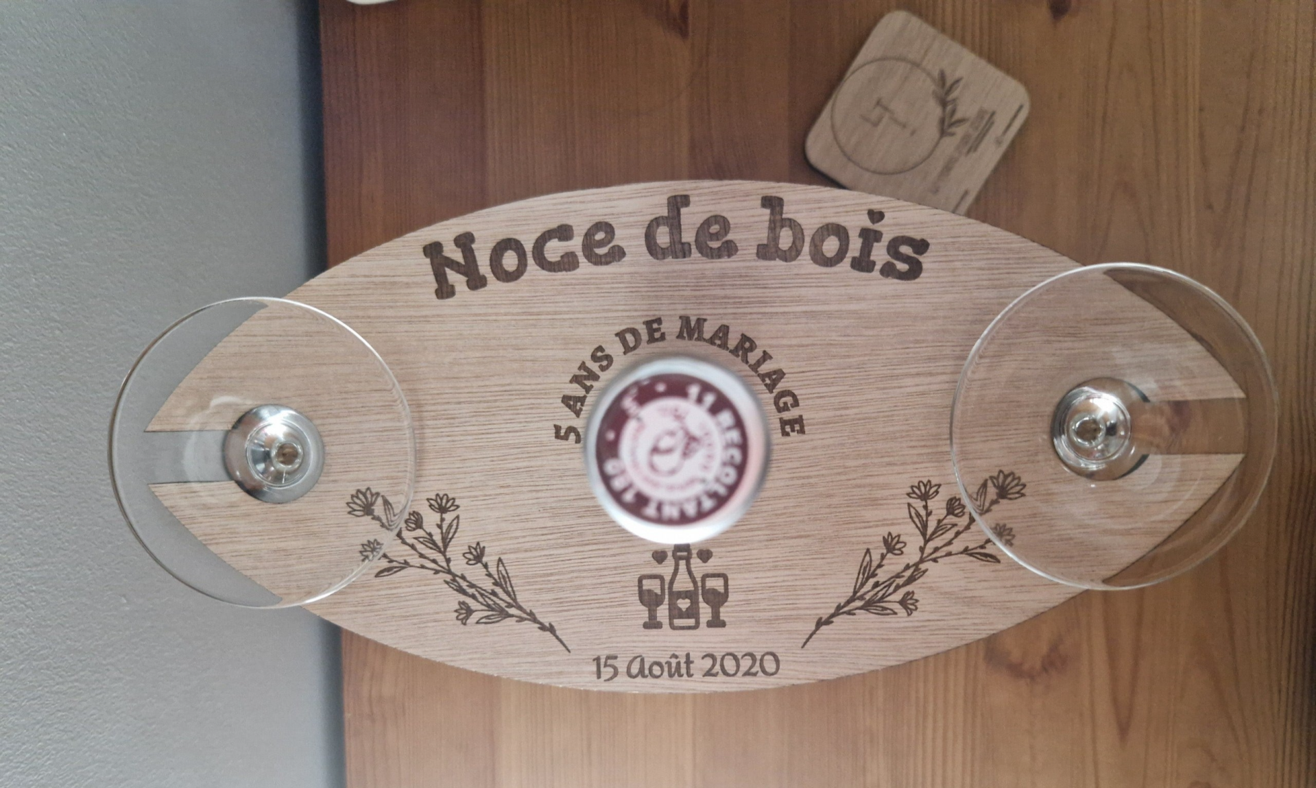 Support verre à vin et bouteille