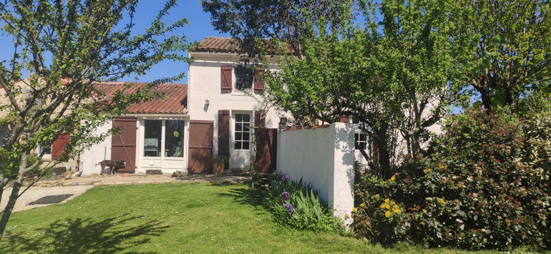 Stone house near saint Martin des fontaines