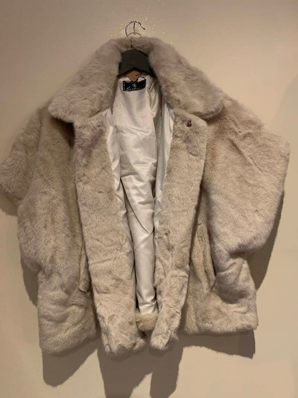Bontje Faux fur beige