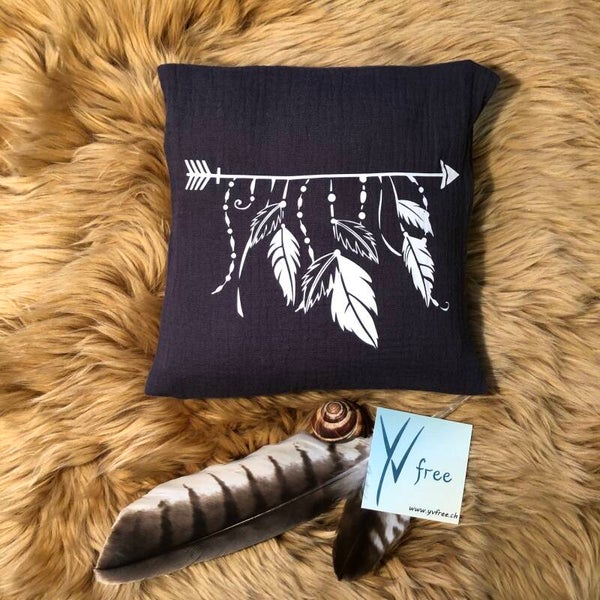 Traubenkernen Kissen Pfeil mit Federn